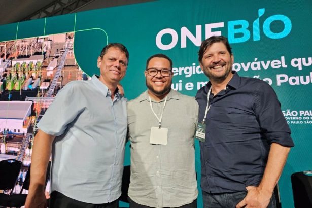 Governo de São Paulo inaugura a maior planta de biometano do Brasil em Paulínia, Governador Tarcísio de Freitas,O Prefeito Danilo Barros e O deputado estadual André do Prado - Foto:Governo de SP