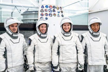 Crew-14 Preflight Training at SpaceX. Arutyun Kiviryan (RSA), Chris Birch (NASA), Kayla Barron (NASA) and Makoto Suwa (JAXA). SpaceX